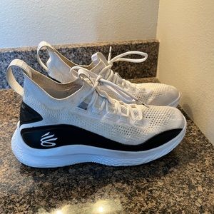 Under Armour Curry Flow 8.0 Men’s Basketball shoes Size 8.5